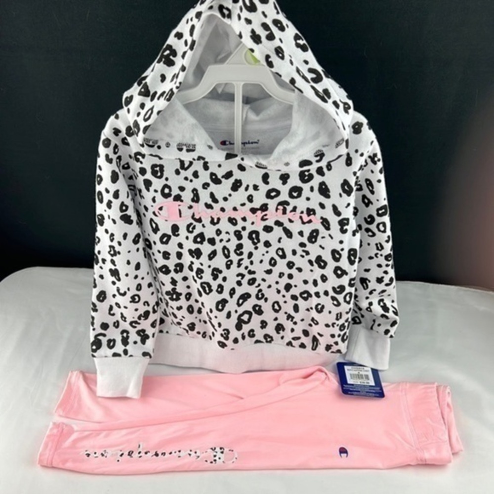 Champion - 4/$98 - ‘Animal-pink’ Sweatshirt/Leggings Set. SZ:4. NWT